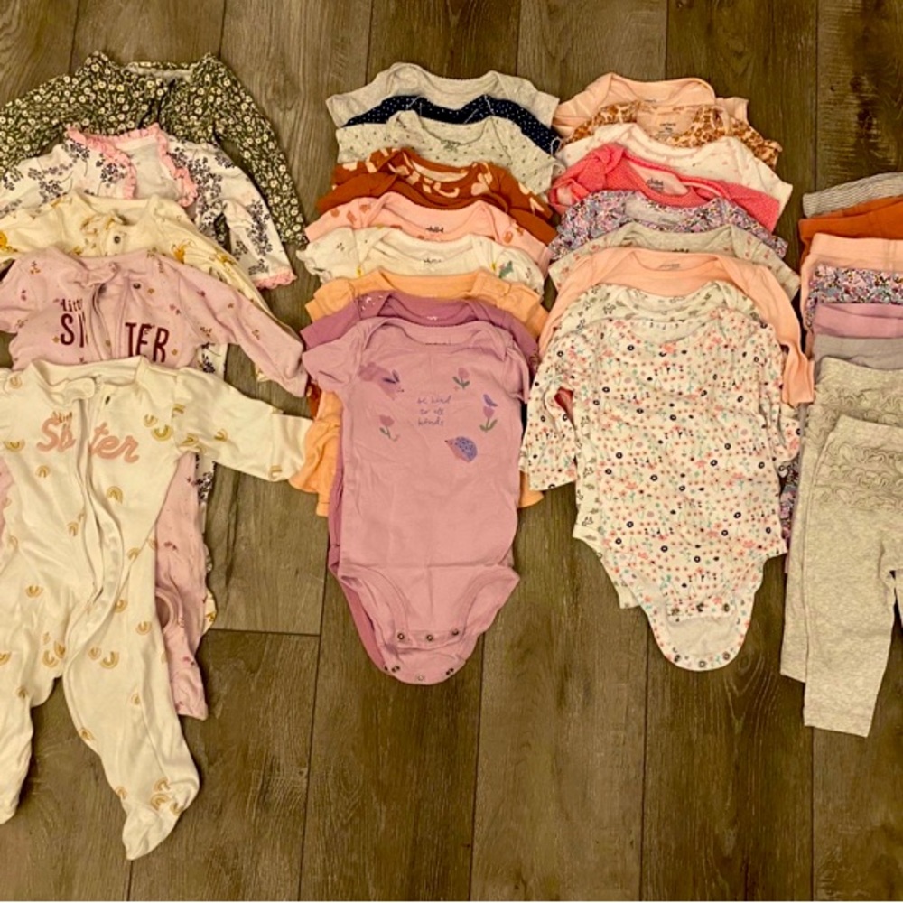 Huge Carters 9 Month Baby Girl Lot !!!